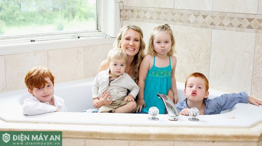 Bình nước nóng gián tiếp Ariston 100 lít 2500W PRO R 100 V 2.5 FE